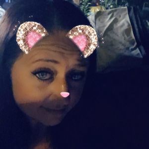 Meet your Posher, Chrissy